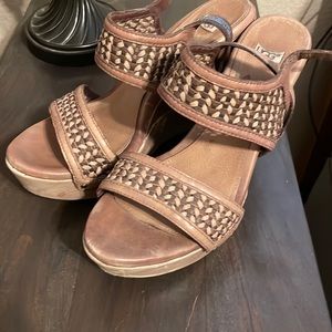 UGG ASSIA Brown Woven Leather Double strap Wedge